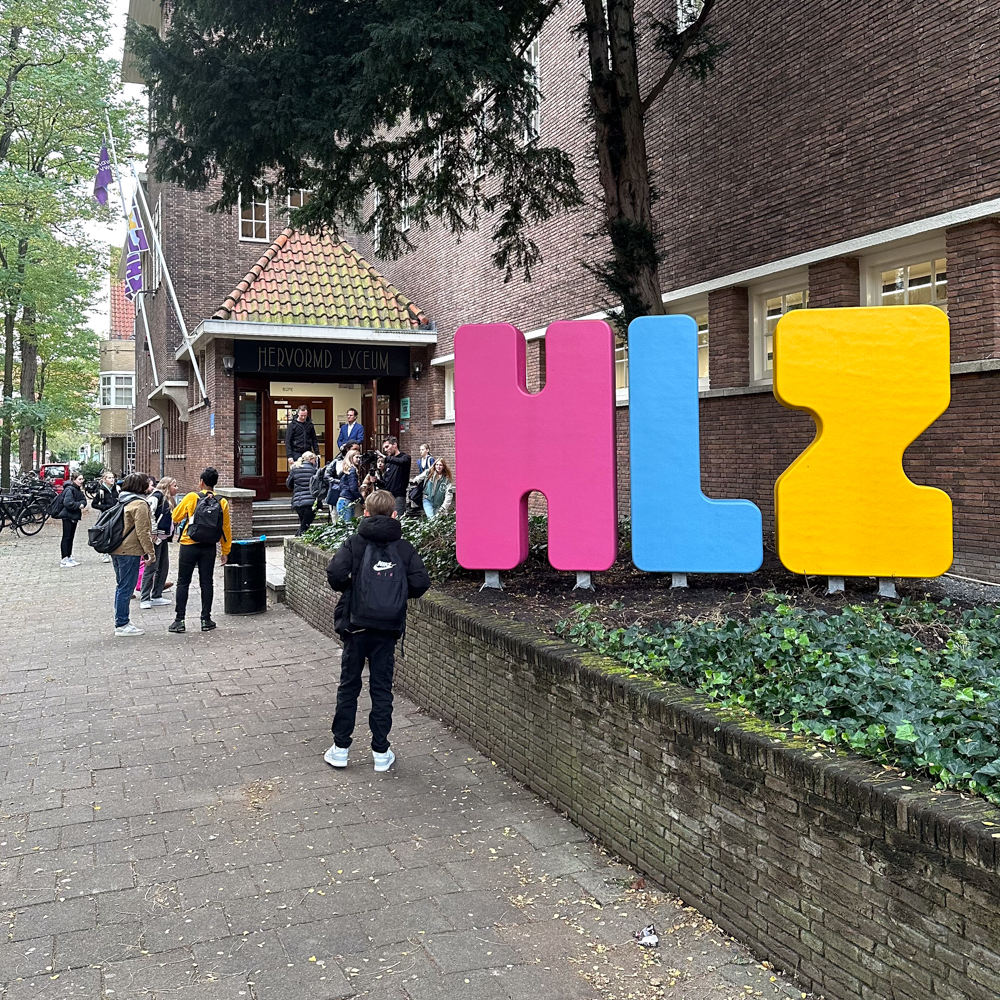 HLZ logo voor de school, Morgenwereld
